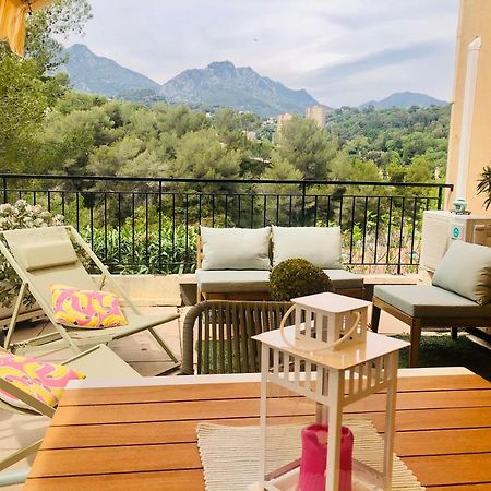 Mon Appart Avec Terrasse Et Piscine Roquebrune-Cap-Martin Kültér fotó